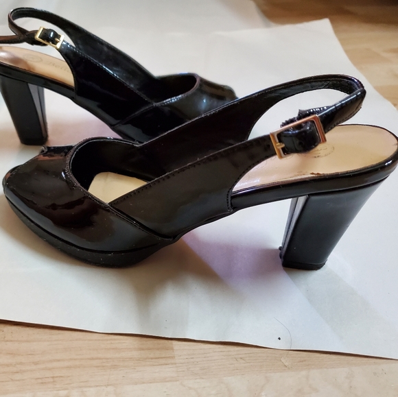 BellaVita Black Heels - Picture 3 of 3